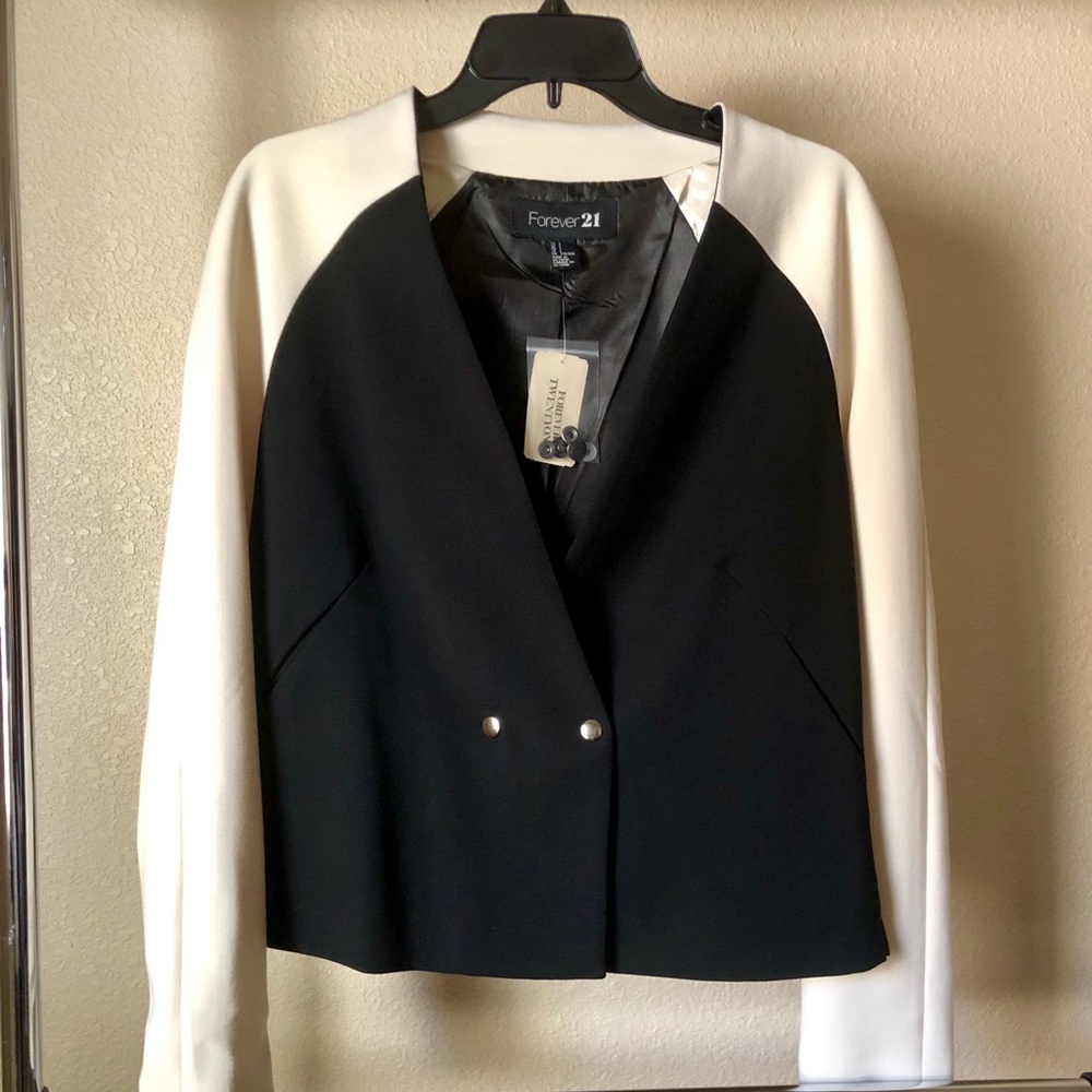 Color Block Blazer - Picture 2 of 4